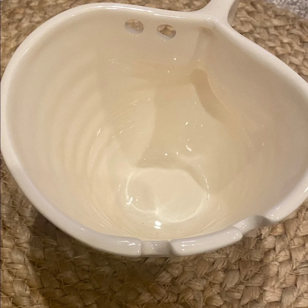 Elan Beehive Udon or Ramen Ceramic Bowl. Off White.